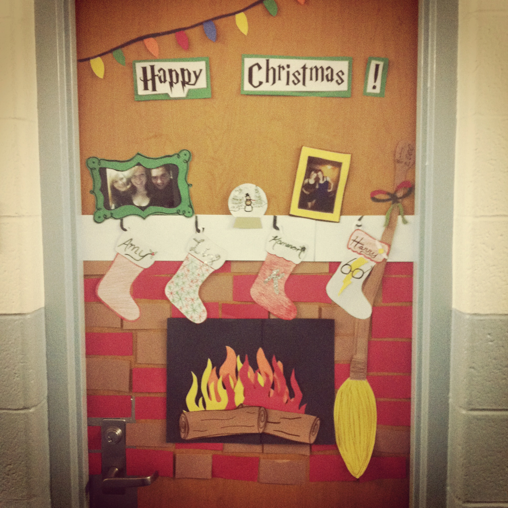 awesome dorm room christmas decorations!! i want to do this! | Navidad